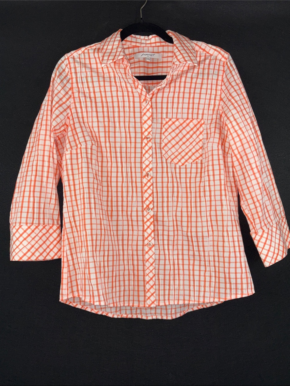 Foxcroft Coral and White Plaid Button-Down Shirt 3/4 Sleeves Size 6 Fitted